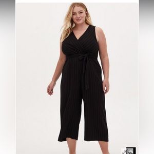 Torrid Women's Size 2X Black Stripe Ponte Cropped Surplice V Neck Wide Jumpsuit
